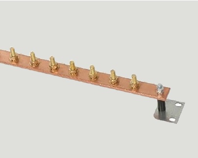 18 Way (2xM8 & 16xM6) Brass Earth Bar Horizontal 19”